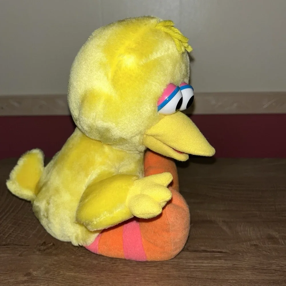 Baby Big Bird Tyco Sesame Street Tickle Me Plush Stuffed Animal Talking Vibrates